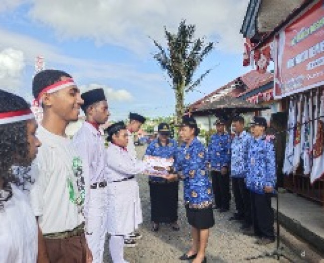 Kegiatan Upacara Bendera